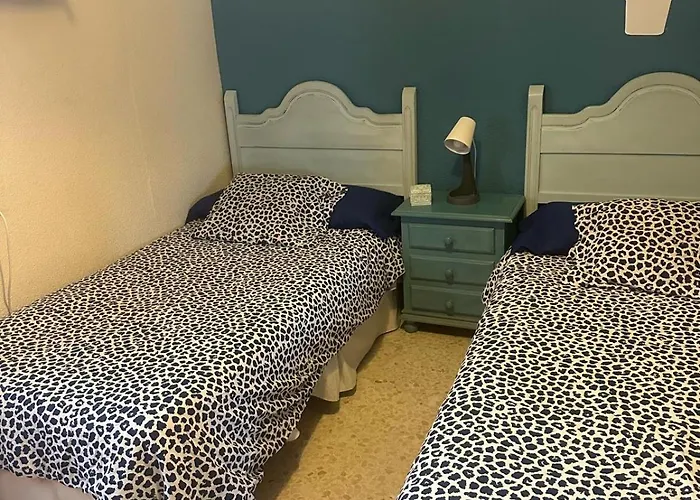 Apartamento tranquilo y preparado con normas actuales para 6 personas